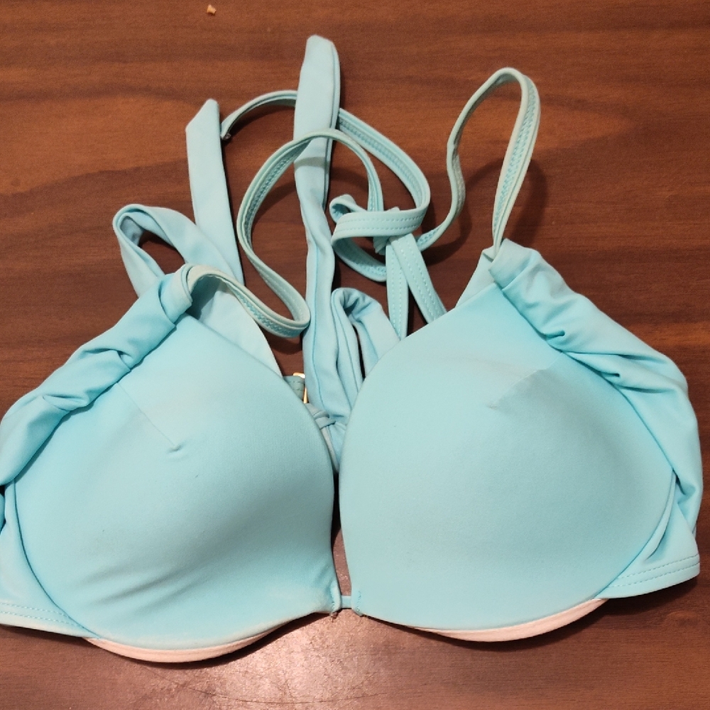 5/$25 SALE Victoria's Secret Light Blue Light Padding Underwire Bikini Top